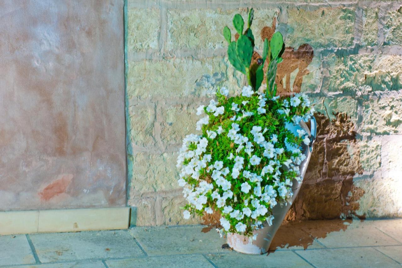 Antica Masseria Rottacapozza ตอร์เร ซาน จิโอวานนิ อูเจนโต ภายนอก รูปภาพ